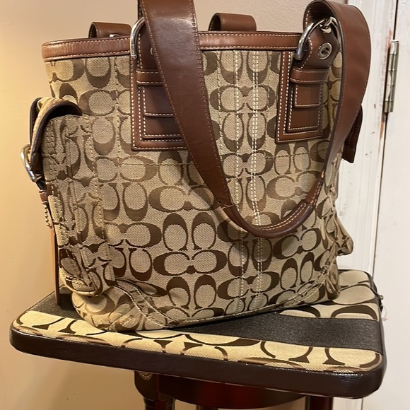 Vintage Coach Brown Signature Tote Bag with Laptop Case - Picture 2 of 12